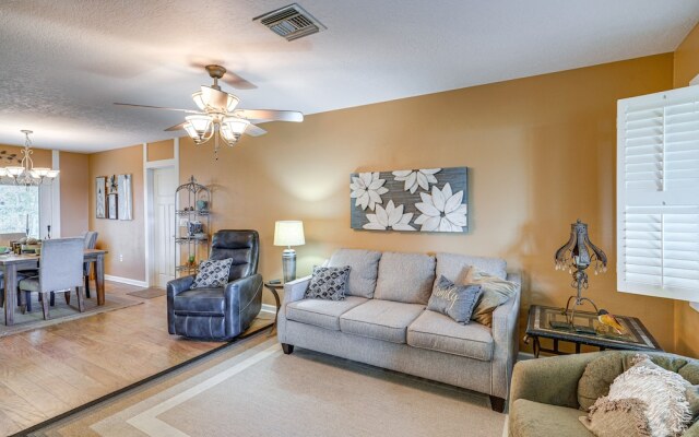 Auburndale Vacation Rental w/ Yard & Lake Views
