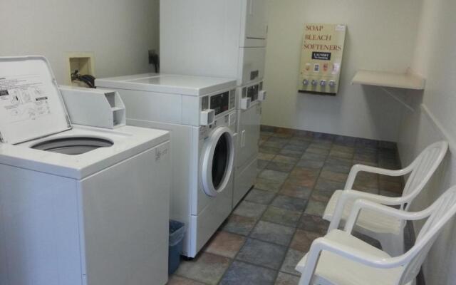 Americas Best Value Inn Lincoln