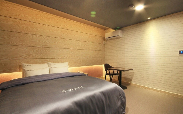 Gumi Wonpyeong-dong Hotel su