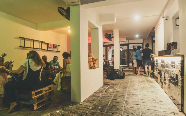 Bunkyard Hostels