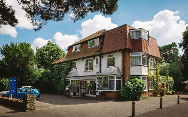 The Yenton Hotel