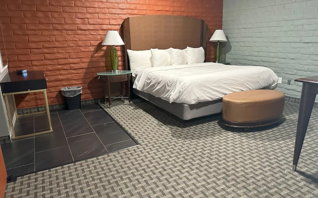 Historic Cow Palace Inn