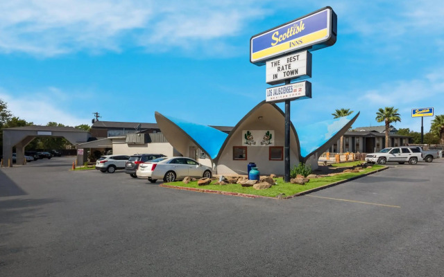 Rodeway Inn & Suites Downtown North