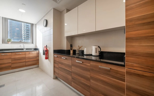 Stunning flat with balcony in Sparkle Tower