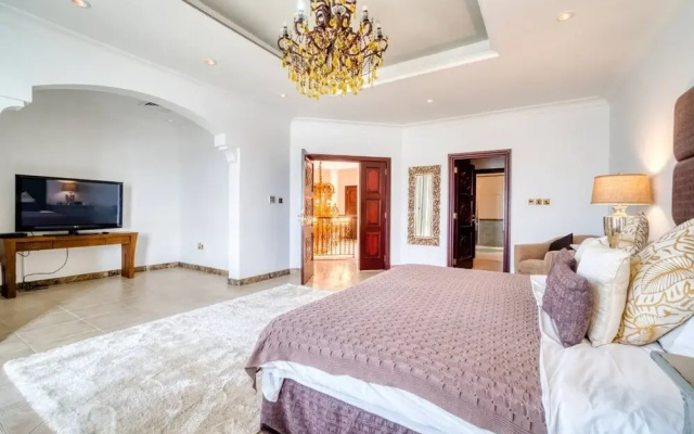 Private 5 Bedrooms Villa With Pool - Villas_and_Bungalows in ดูไบ - Photo 3
