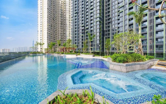 Lumiere Riverside by Aura Luxury