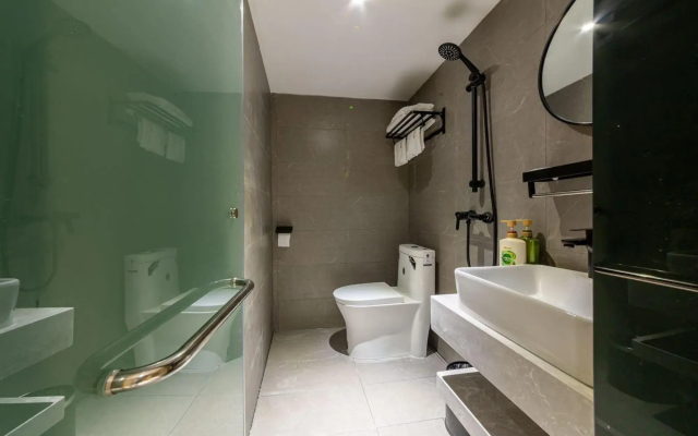 Chengfeng Select Hotel