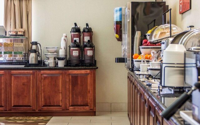 Comfort Inn & Suites Perry I-35