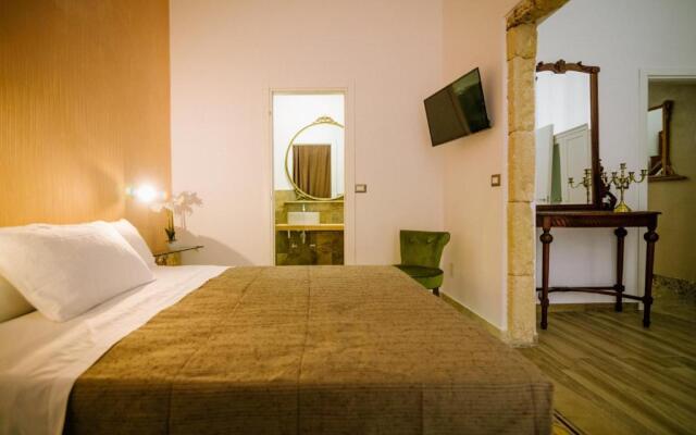 Regina Elena Charme Rooms