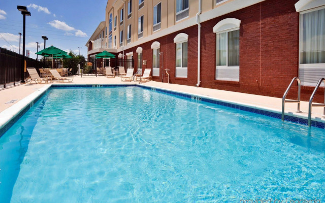 Holiday Inn Express Dothan North by IHG