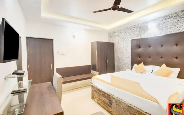 Candolim Sands