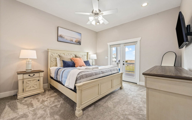 Blu Pearl 5 Bedroom Home