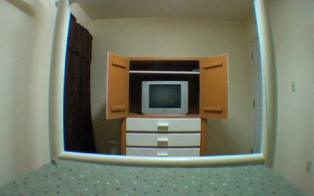 Big Bear Hostel