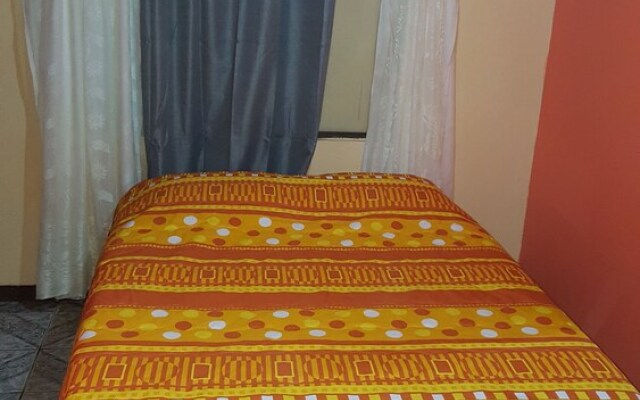 Que Tuanis Hostel Monteverde