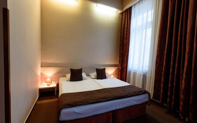 Star City Hotel
