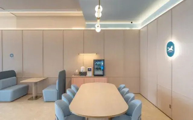 HanTing Hotel (Zhuhai North Railway Station Baolongcheng)