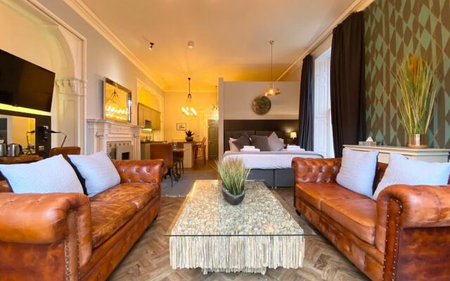 Claremont The Deakin