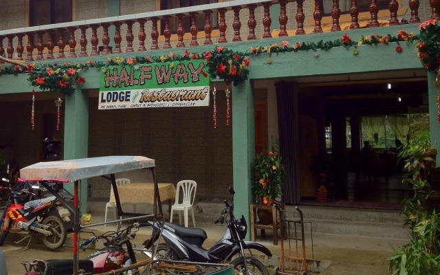 Halfway Lodge