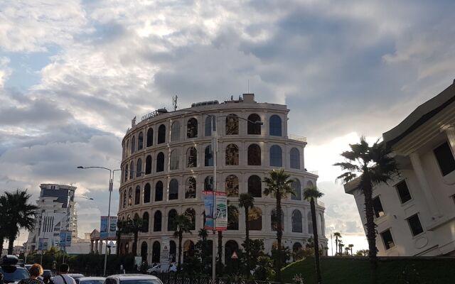Orbi Sea Towers Apartments