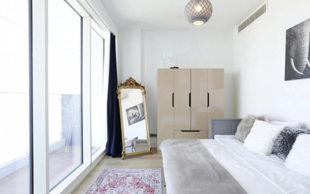 Amazing Residence Flat With Superb View in Kartal