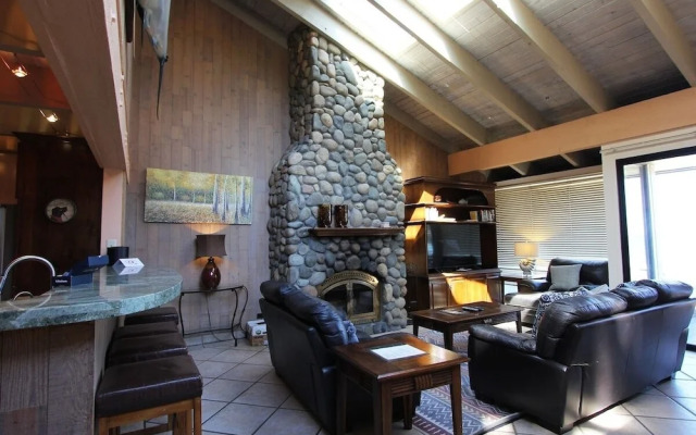 Llc1236 - Lakeside Landing 4 Bedroom Condo