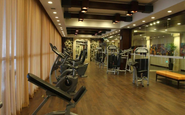 Hangzhou Linan Wonderland Hotel