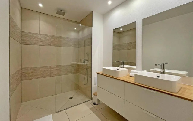 Orient Bay Beach Front Apartment