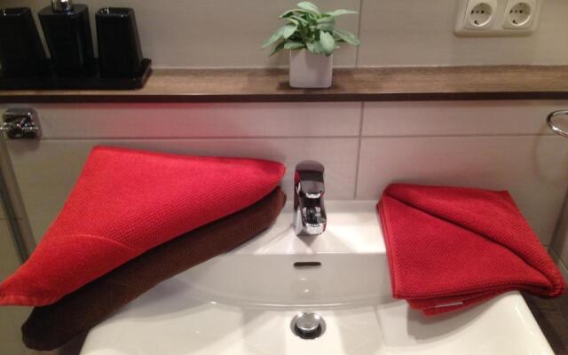 Landhaus Vogelweide - 2 Zimmer Mit Balkon