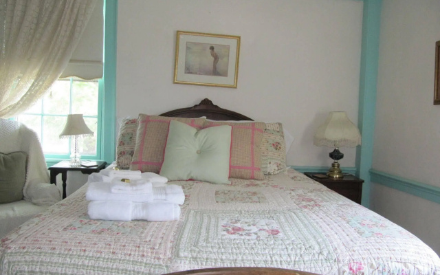 Williams Grant Inn Bed and Breakfast