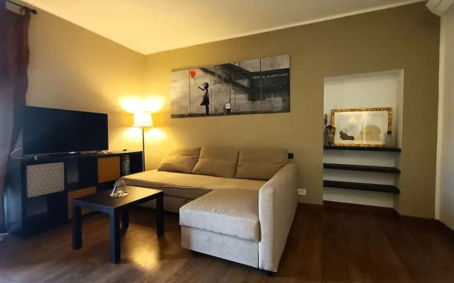 Delle Erbe The Nightlife