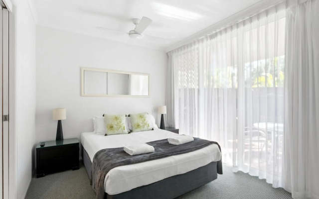 Noosa Tropicana
