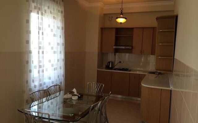 Multi Rest House