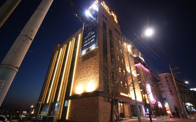 Daesan Business Hotel ZIP