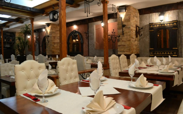 Tomce Sofka