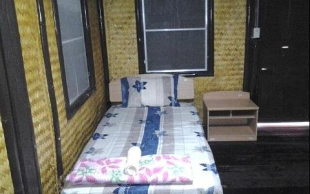 Baan Mai-Tai Sown Home Stay
