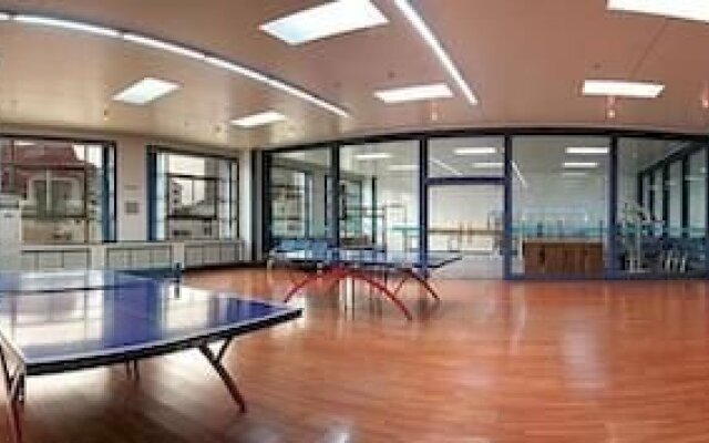 Educational Training Centre Hotel - Qingdao