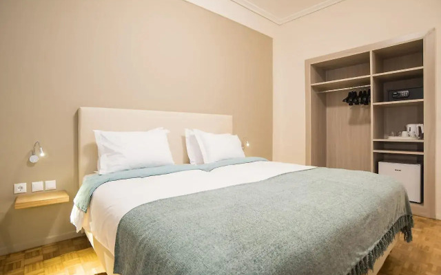 V Hotel Delphi