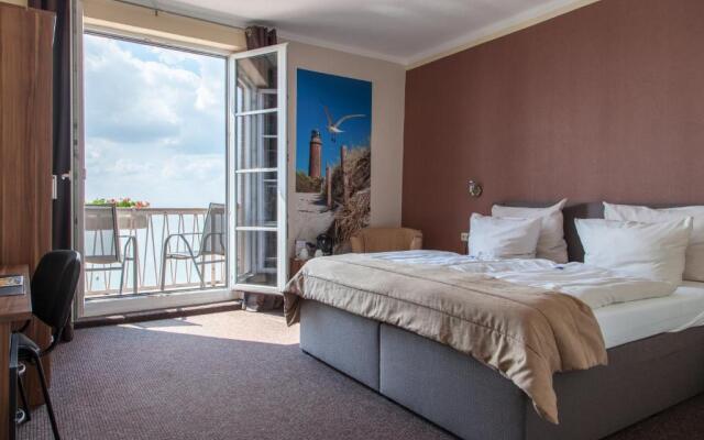 Strandhotels Seestern & Delphin