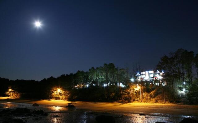 Sugi Beach