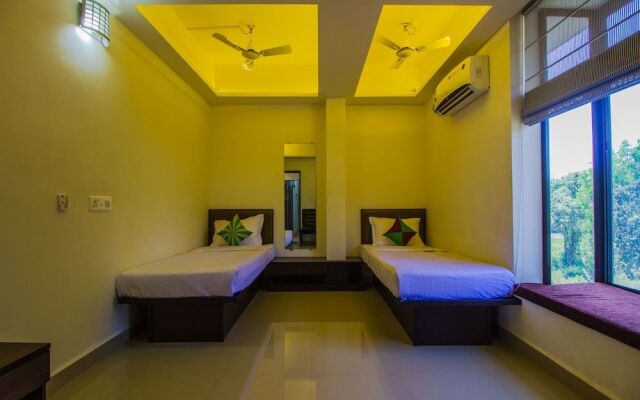 OYO 12686 Home Spacious 2BHK Varca Beach