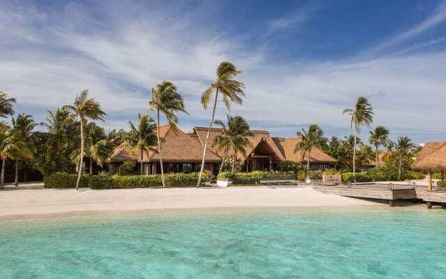 Waldorf Astoria Maldives Ithaafushi Hotel