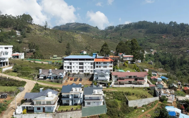 Thalir  Nest Valley View