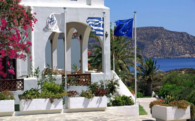 Amoopi Bay