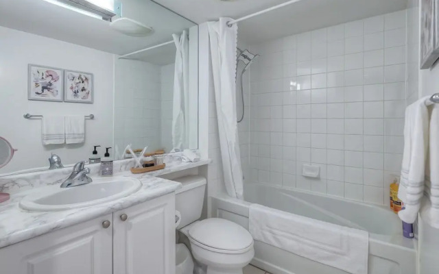 Rivetstays - The Yonge Grand Suites