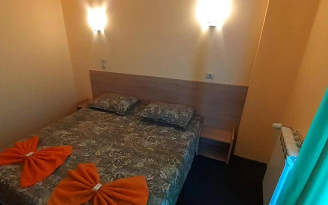 Семеен хотел Къща Тодорови