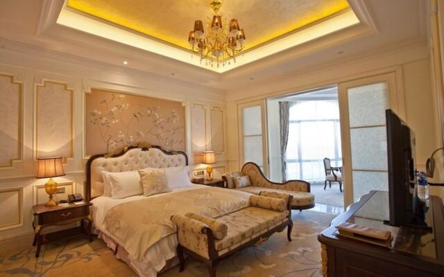 Bihu Hotspring Resort