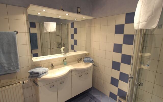 Charming Apartment in Maria Alm With Balcony