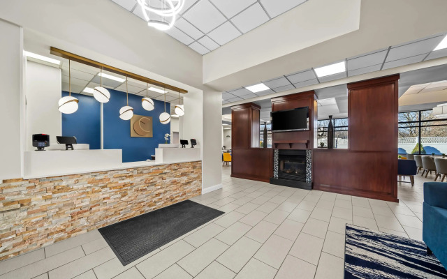 Comfort Inn & Suites Plainville-Foxboro