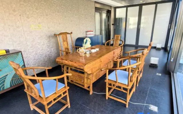 Zhenyue Meijing Hotel (Qinzhou Baishihu Park Wuyue Plaza) – Outside – Qinzhou