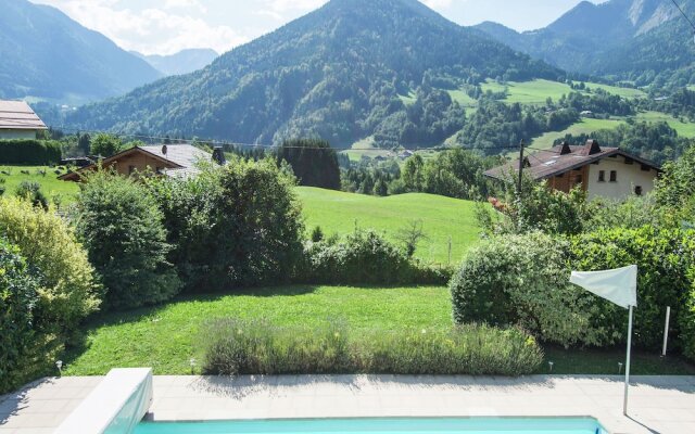 Secluded Villa in Biot With Swimming Pool